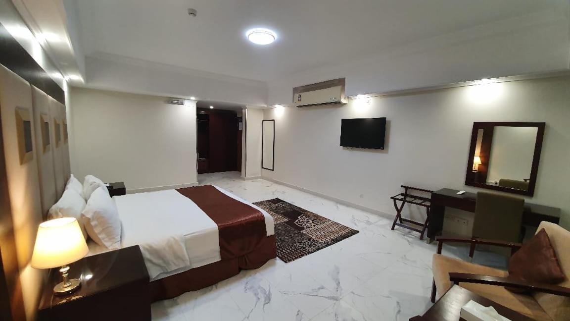 Dolphin Beach Resort Янбу Екстер'єр фото